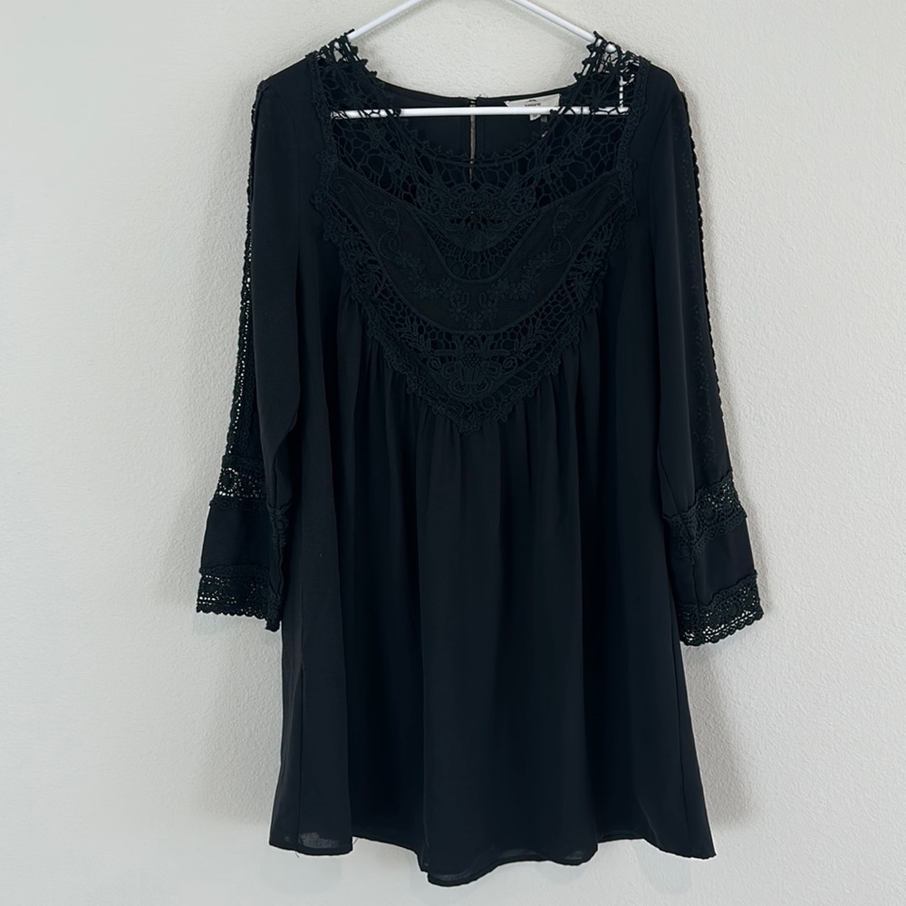 Entro Boho Lace Detail Black Blouse